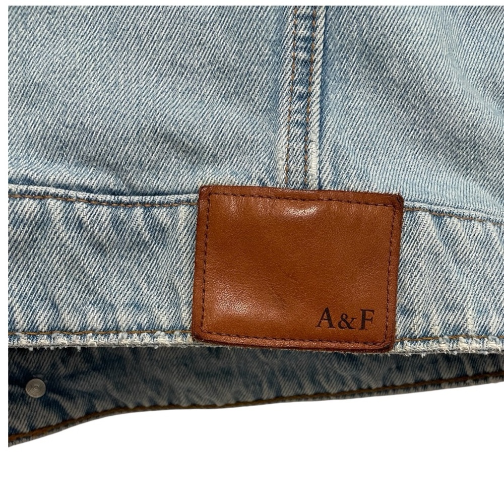 Abercrombie & Fitch denim trucker jacket woman’s XS 100% cotton - Picture 3 of 8
